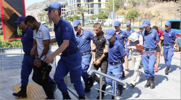 İnşaatlardan 4 kamyon malzeme çalan 3 kişi tutuklandı