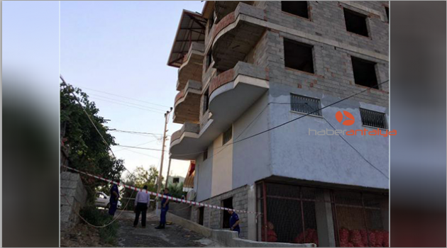 İnşaattan düşen 2 işçiden biri öldü, diğeri ağır yaralı