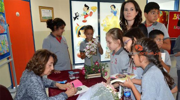 İpek Ongun Başarı Koleji'nde