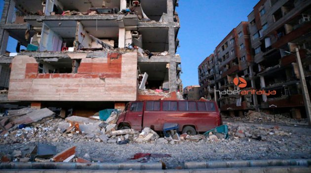 İran'daki depremde bilanço yine arttı: 348 ölü, 6603 yaralı