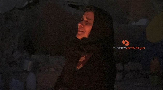 İranlı depremzedelerin zorlu gece yaşamı