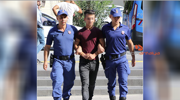 İş arkadaşının biriktirdiği parayı kendi hesabına aktardı