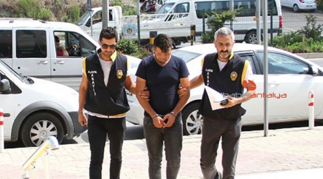 İş yeri çalışanı hırsızlıktan gözaltına alındı