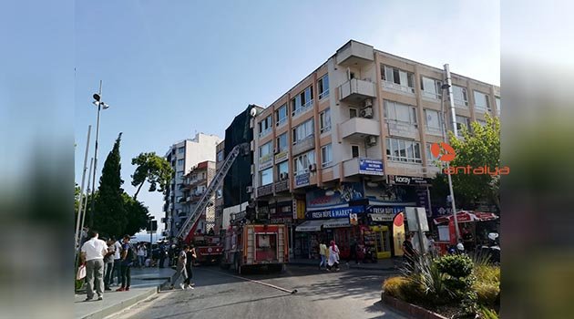 İşhanındaki avukatlık ofisinde yangın