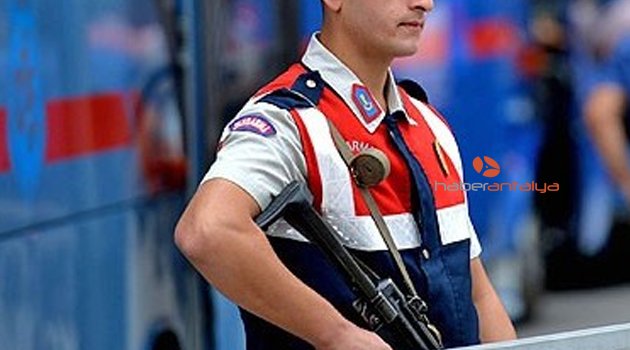 İSTİHBARATÇI JANDARMALAR ADLİYEDE