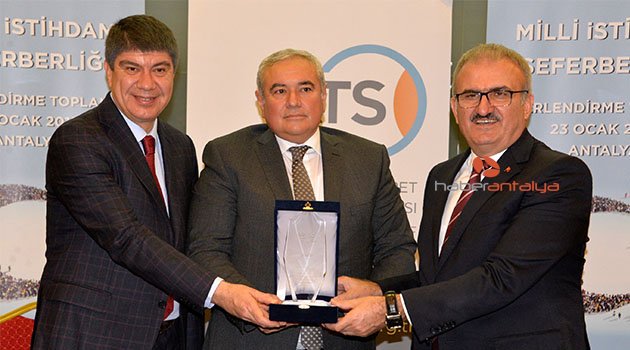 İstihdam ödülü iş dünyasına