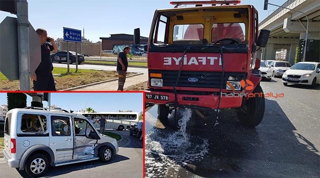 İtfaiye ile hafif ticari araç çarpıştı