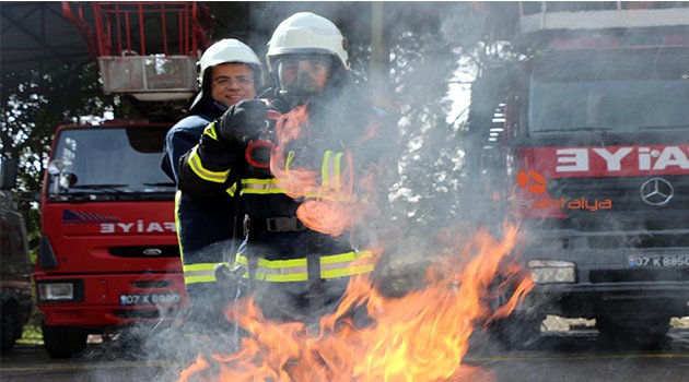 İTFAİYE PERSONELİNE YANGINA DAYANIKLI DONANIM