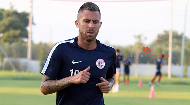 Jeremy Menez: “Büyük galibiyetler alıp tarih yazmak için geldik”