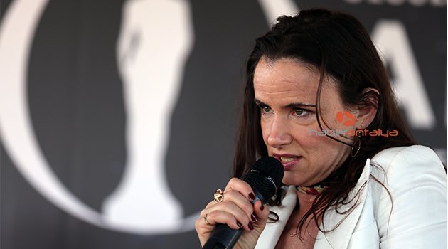  Juliette Lewis, Antalyalı sinemaseverlerle bir araya geldi