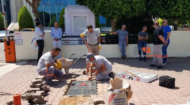 Kaldırımlar güneş enerjisiyle aydınlatılıyor