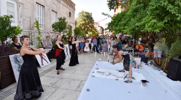Kaleiçi'nde sanat sokağa çıktı