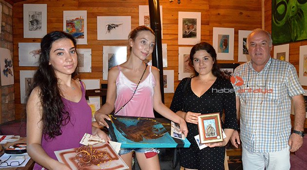 Kaleiçi'nde turistik galeri