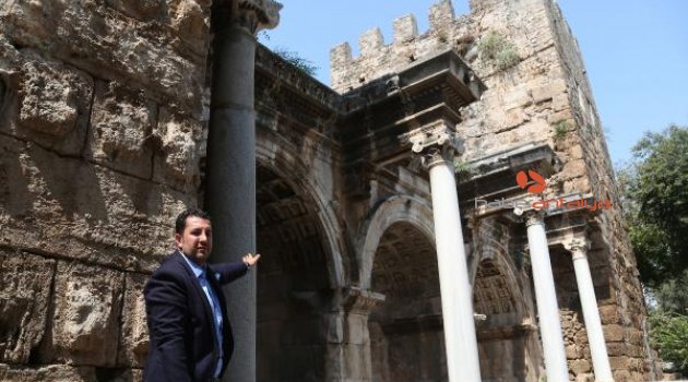 Kaleiçi'nin tarihi surları restore edilecek