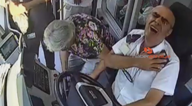 Kalp krizi geçiren otobüs şoförü 'Kimseyi riske atamam' deyip yola devam etmedi