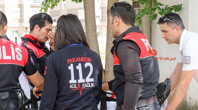 KAMYONETLE ÇARPIŞAN İKİ YUNUS POLİSİ YARALANDI