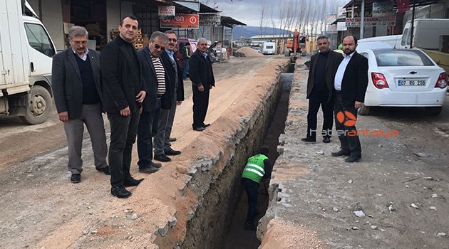 Kanalizasyon çalışması sürüyor