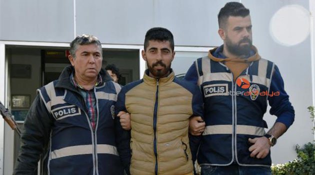 Kapkaç için motosiklet çalmışlar