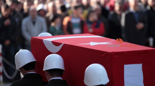 KARAYOLU'NDA ALÇAK TUZAK: 3 ŞEHİT