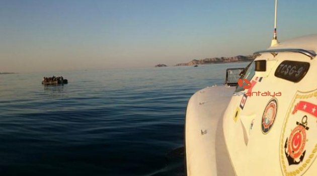 Kaş'ta, Suriyeli 33 kaçak yakalandı