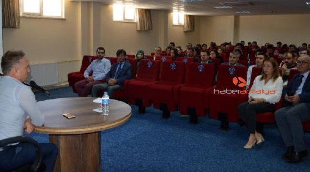 Kaymakam Tanrıkulu, Kariyer Günleri'nin konuğu