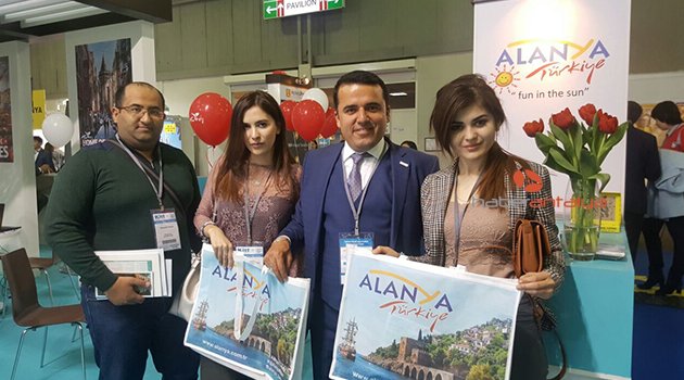 "KAZAK TURİSTLER TURİZM PAZARININ ÖNEMİNİ ARTTIRIYOR"
