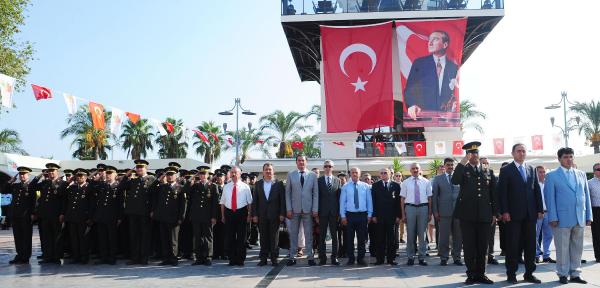 KEMER'DE GAZİLER GÜNÜ KUTLANDI