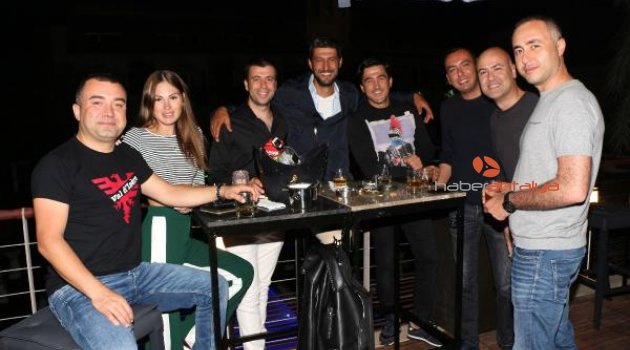 Kemer'de geceler hareketlendi