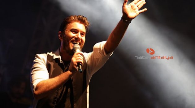 Kemer'de, Mustafa Ceceli konseri