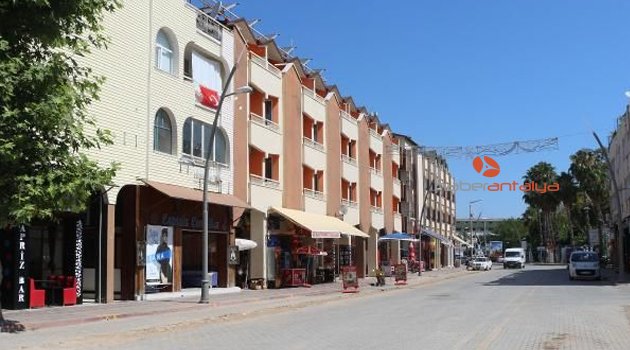 KEMER'DE SON 30 YILIN EN KÖTÜ TURİZM SEZONU