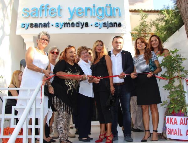 KEMER'İN İLK SANAT EVİ AÇILDI