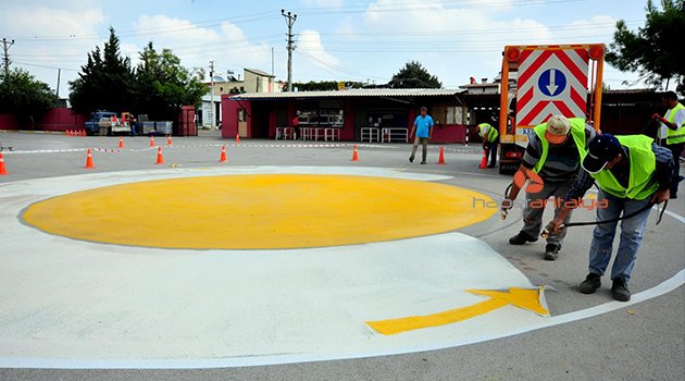 KEPEZ’DE OKUL BAHÇELERİ RENKLENİYOR