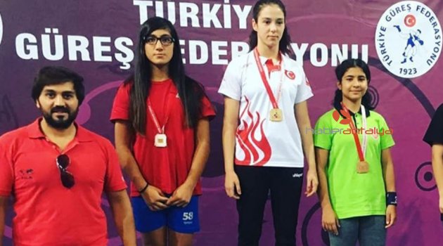 Kepez güreşte Türkiye 3'üncüsü