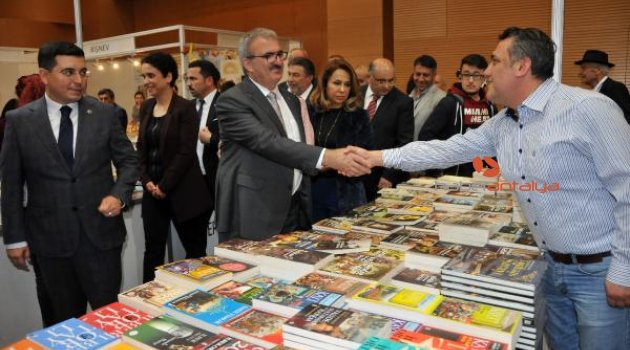 Kepez Kitap Fuarı açıldı