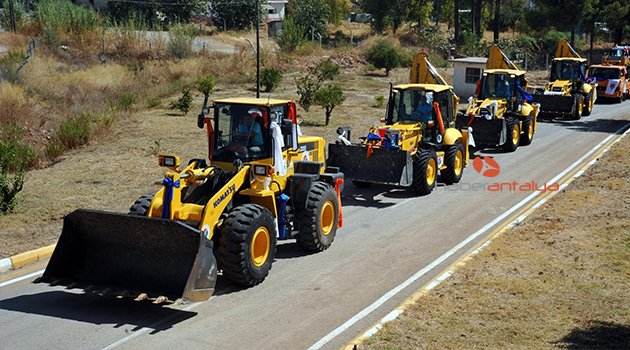KEPEZ'E YENİ İŞ MAKİNELERİ