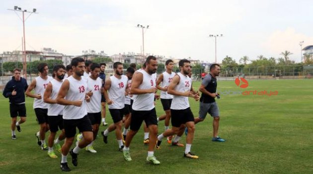 Kepez'in altın kramponları sahaya çıkıyor
