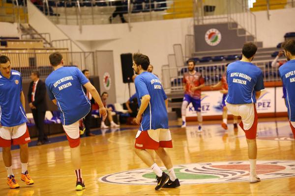 KEPEZ'İN DEVLER GALİBİYET PEŞİNDE