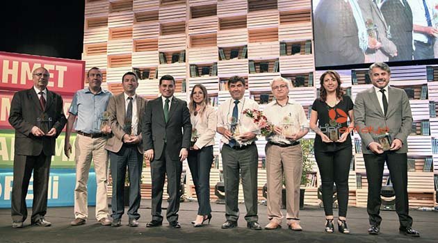 Kepez'in edebiyat ödülleri verildi