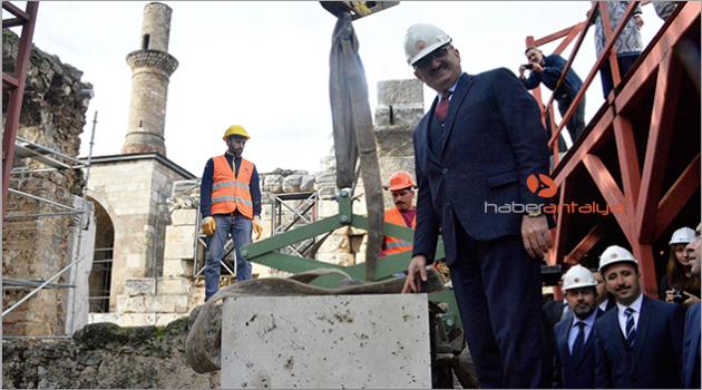 Kesik Minare'ye ilk taş konuldu, müze cami restorasyonu başladı