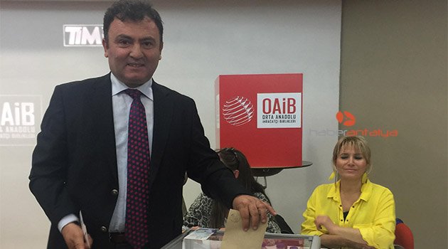 Kesme Çiçek İhracatçılarında görev değişimi
