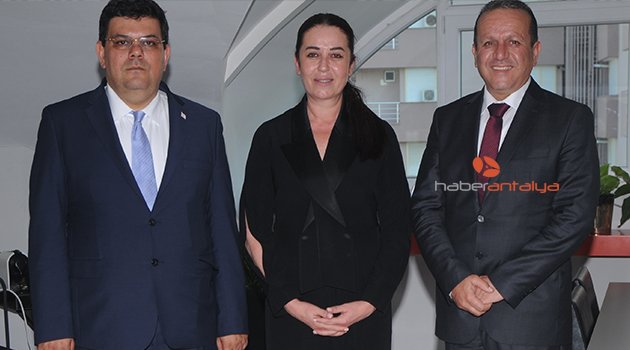 KIBRISLI BAKANLAR AB MEDYA’DA
