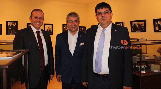 KIBRISLI BAKANLAR AGC'DE