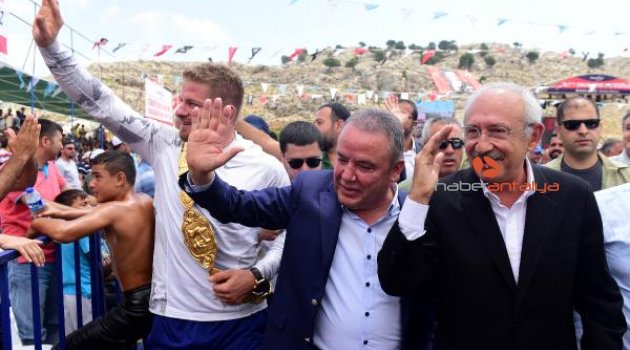 Kılıçdaroğlu: Asıl açıklamayı Adalet ve Kalkınma Partisi'nin Genel Başkanı'ndan bekliyorum
