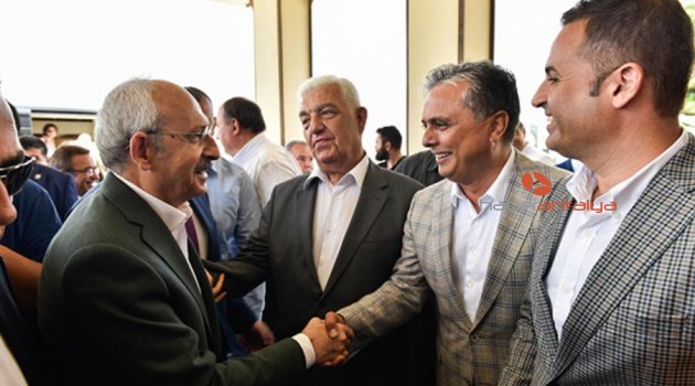 Kılıçdaroğlu, MURGEM'li gençleri kutladı