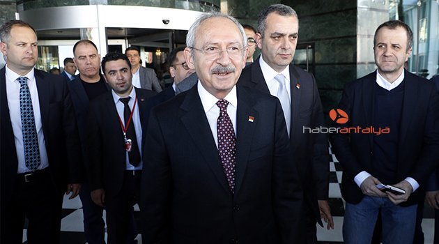 KILIÇDAROĞLU’NDAN ŞEHİT EVİNE TAZİYE ZİYARETİ