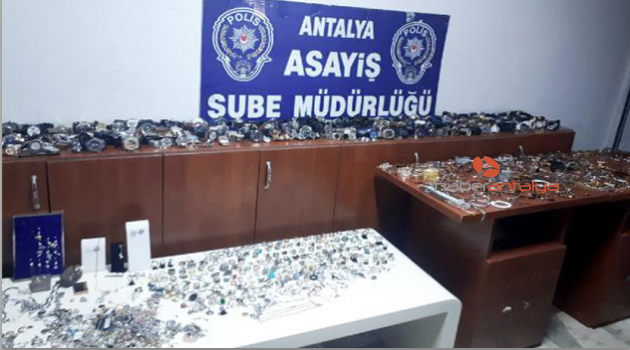Kız kaçırmak için 25 bin dolarlık soygun yaptılar