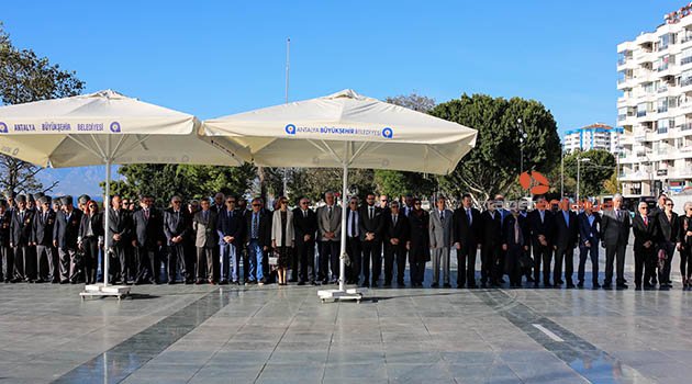 KKTC'nin 35'inci yılı törenle kutlandı