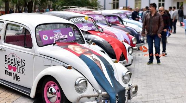 Klasik otomobiller Dokuma'da buluştu