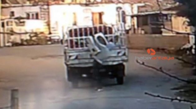 Klima motoru hırsızlığı kamerada