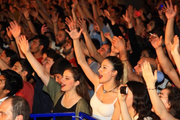 Kolpa Ve Fettah Can Denizlili'leri Coşturdu